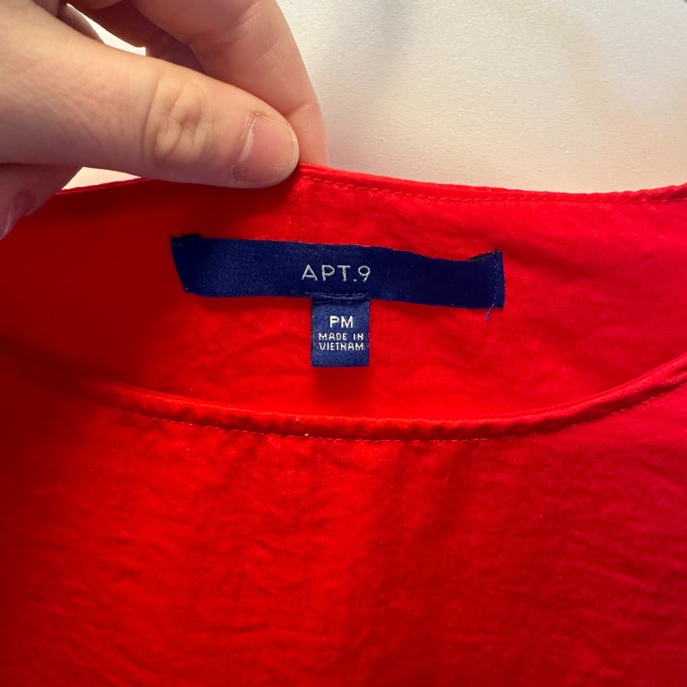 Red Work Top Apt. 9 Flowy Shiny Petite - Picture 4 of 5
